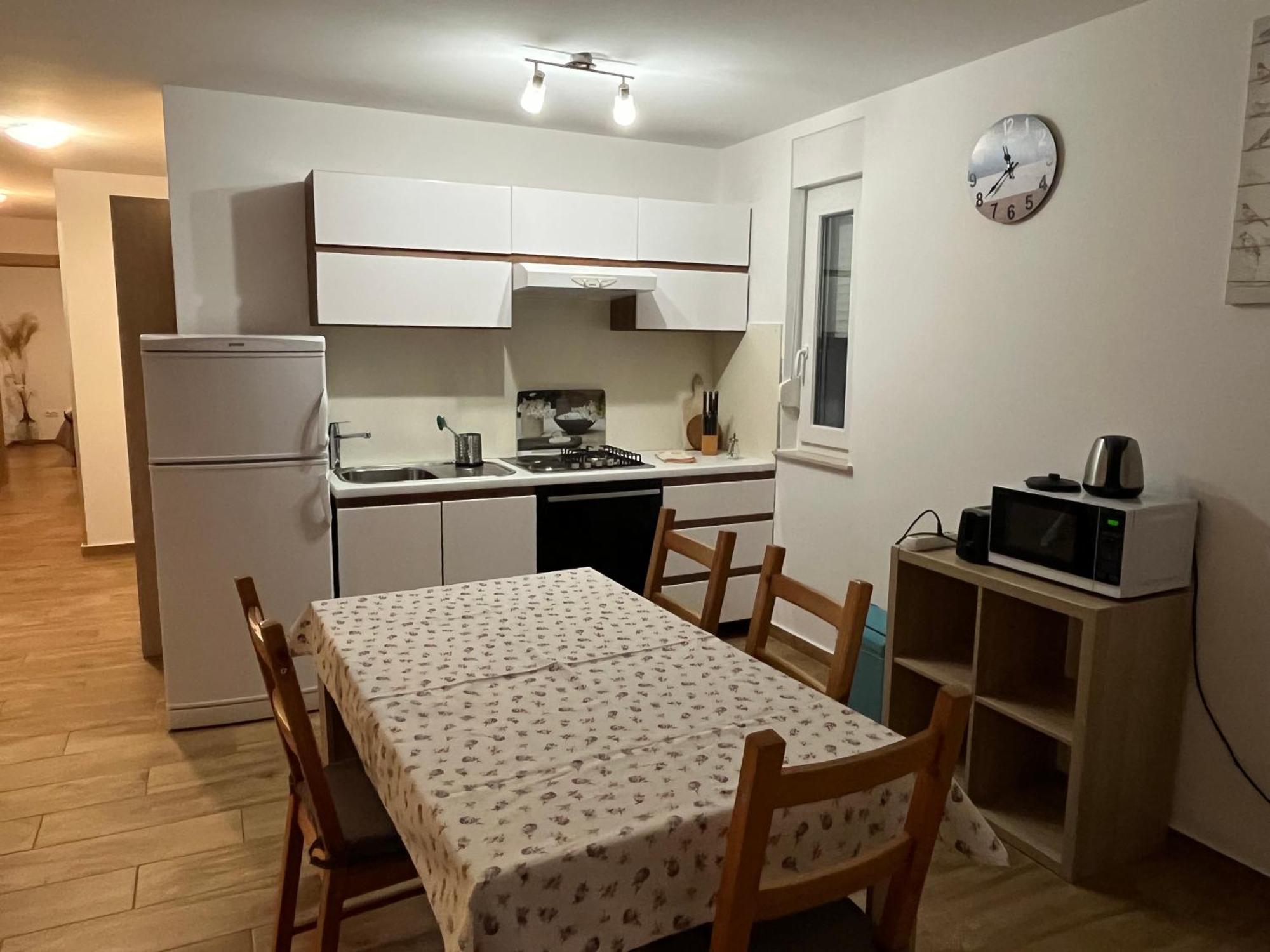 Apartments Amore باشْكا المظهر الخارجي الصورة