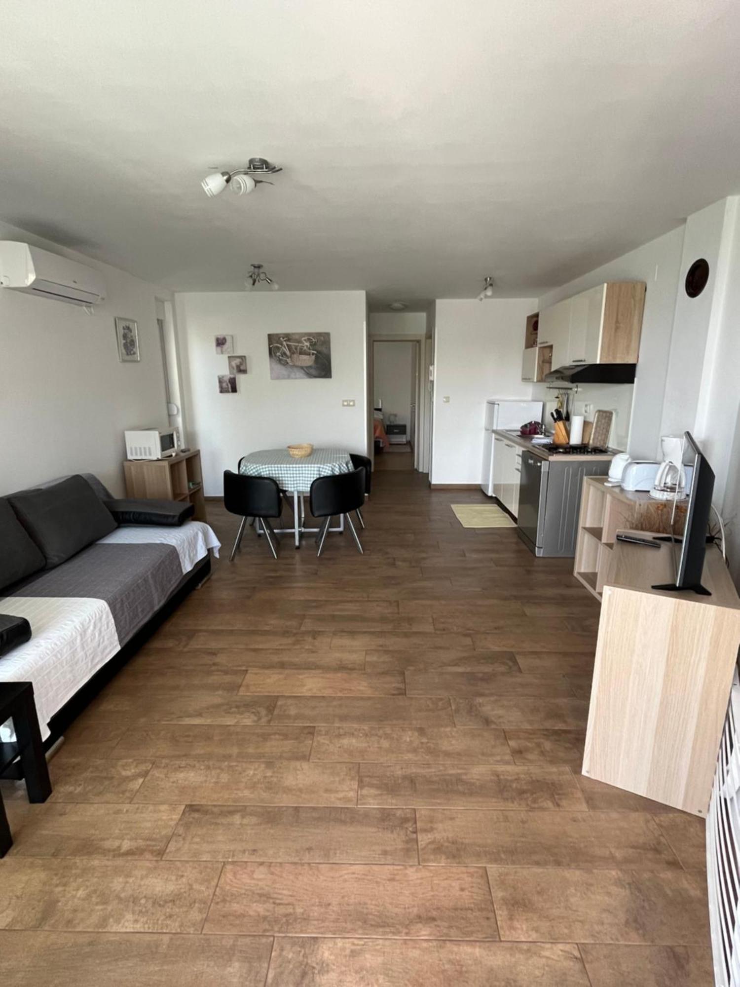 Apartments Amore باشْكا المظهر الخارجي الصورة