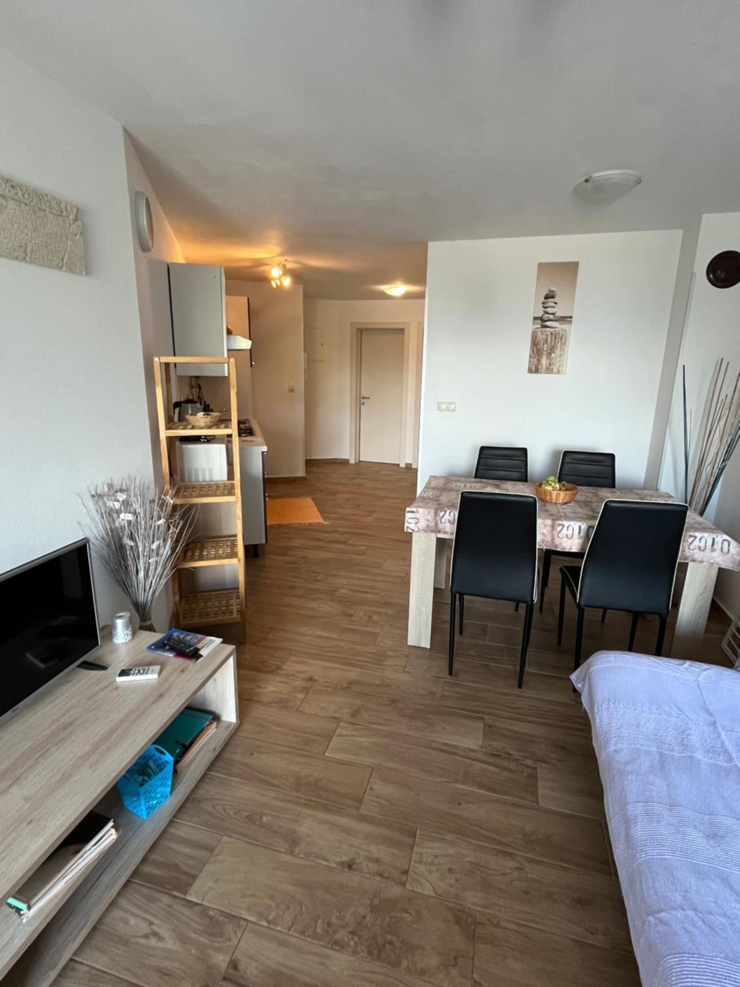 Apartments Amore باشْكا المظهر الخارجي الصورة