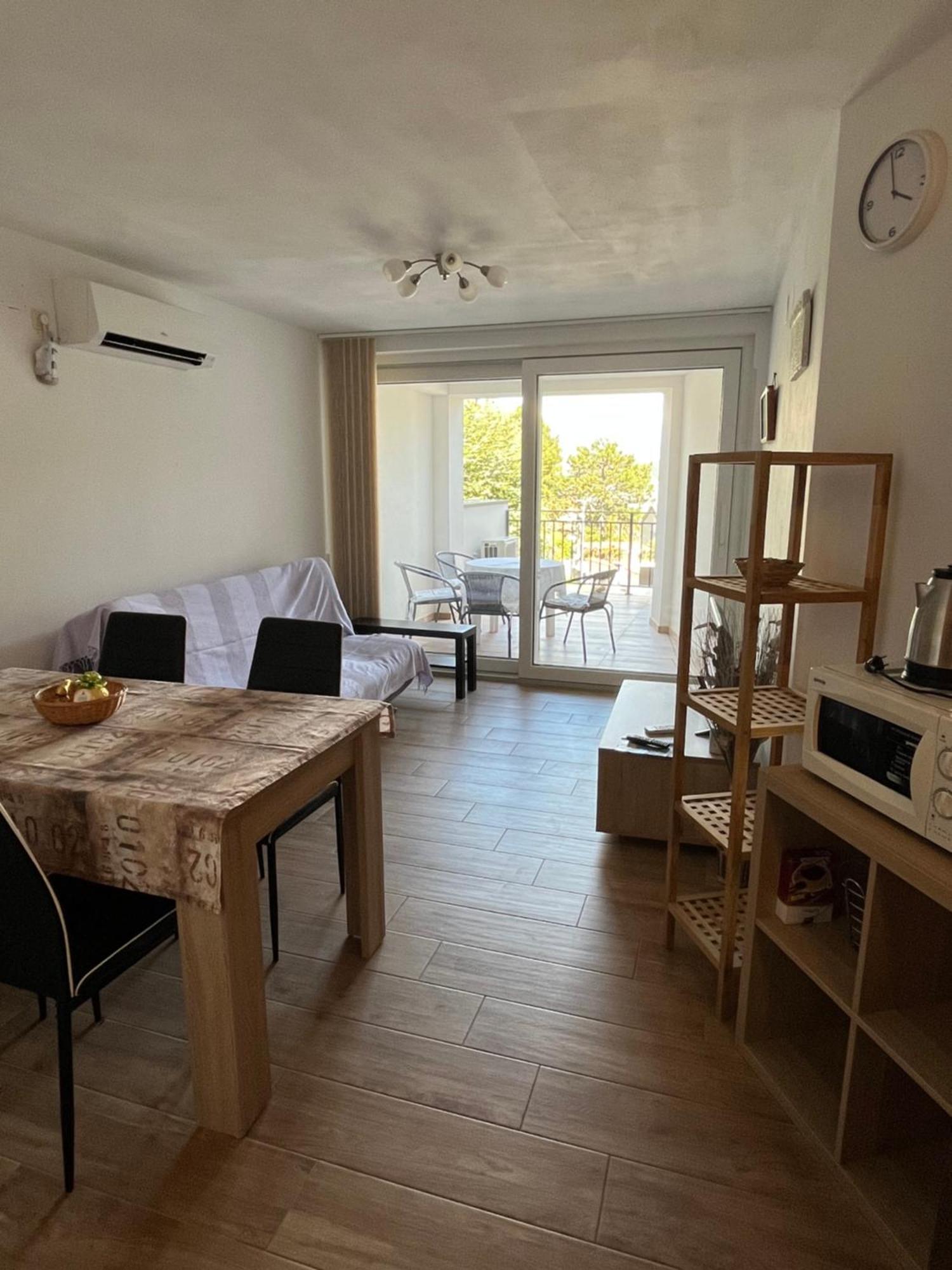 Apartments Amore باشْكا المظهر الخارجي الصورة